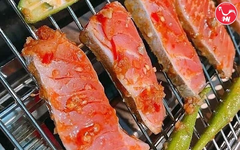 Lườn cá ngừ xào chua ngọt 2a6s2das