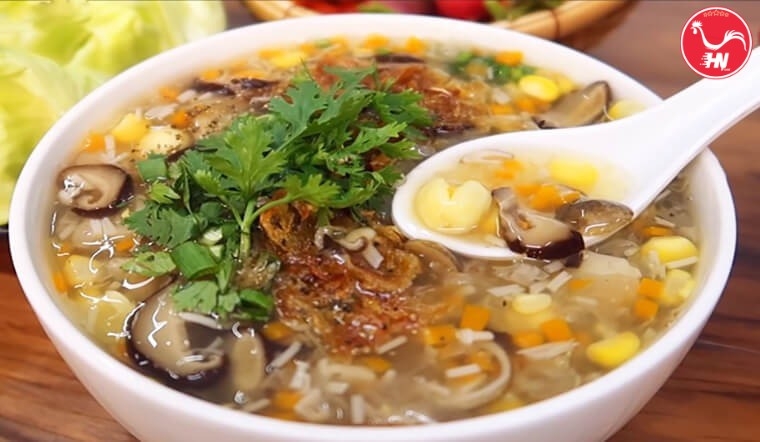 Súp gà nấm rơm 6