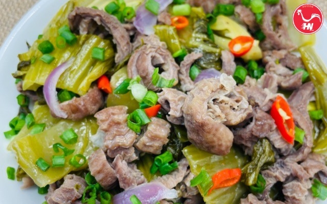 Bao tử cá ngừ xào dưa cải 2