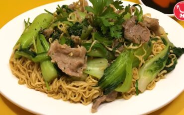 Mì xào thịt thăn heo súp lơ 26a2á