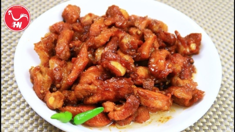 cách làm thịt đùi heo kho tiêu