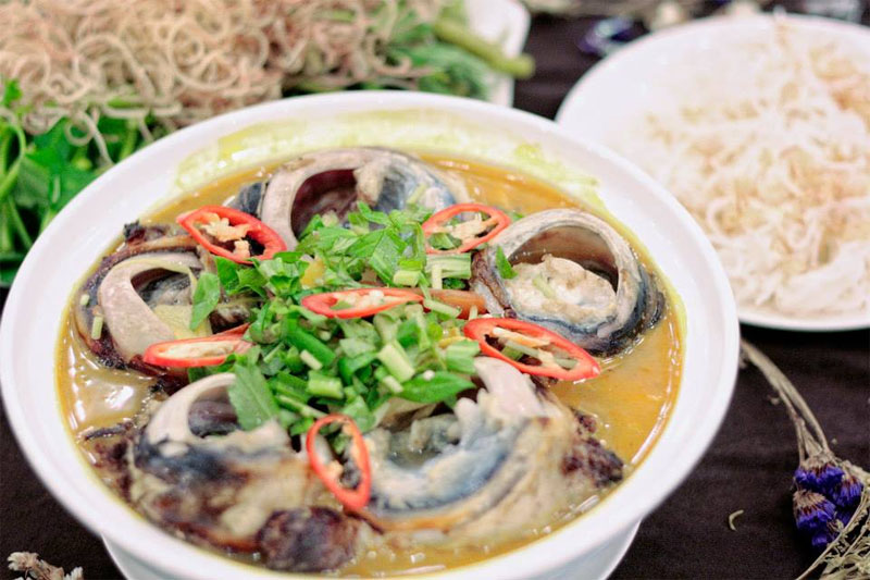 Lẩu mắt cá ngừ măng chua 121636423254 f
