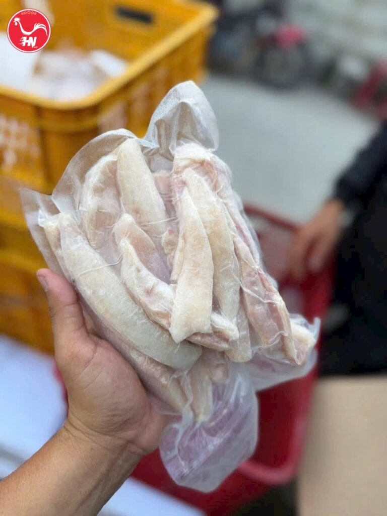 chế biến món gân cá ngừ xào chua ngọt 37484699517418_n